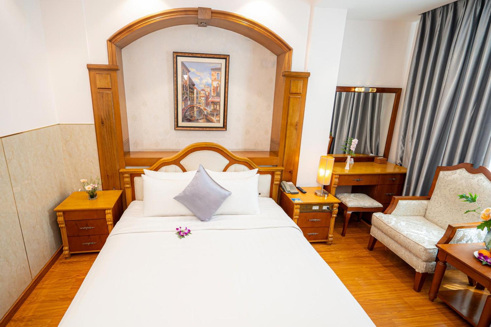 Khách sạn Cap Town 3*